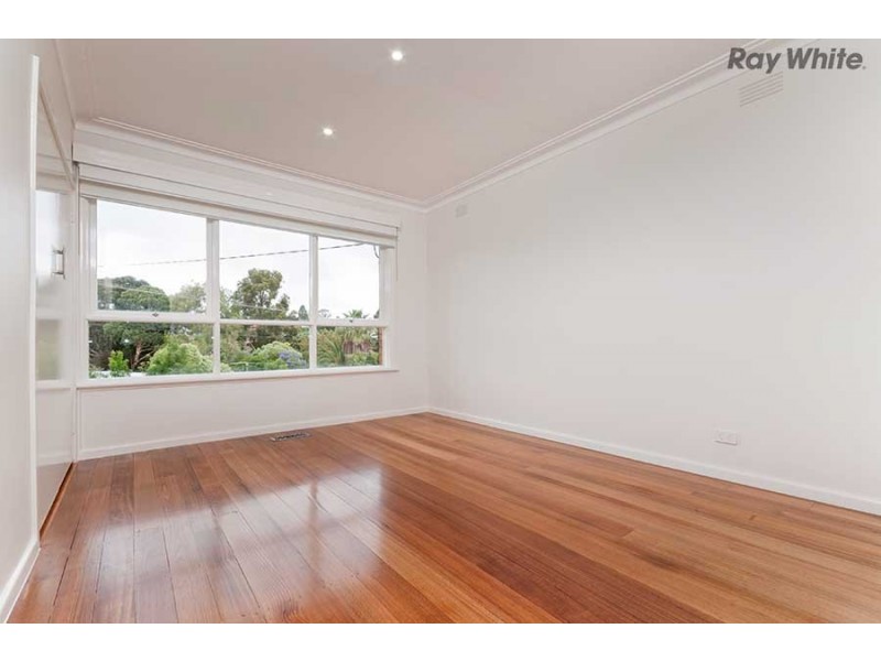 16 Dianne Street, Doncaster East VIC 3109