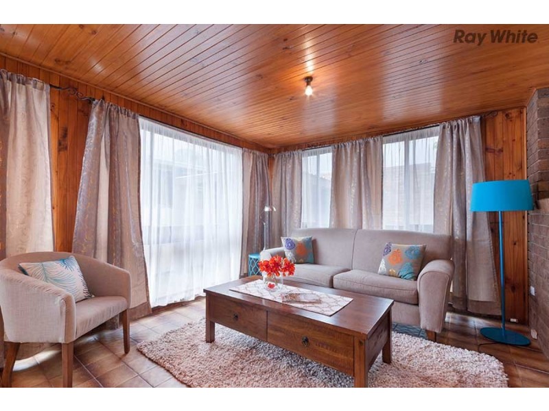 17 Prospect Drive, Keilor East VIC 3033