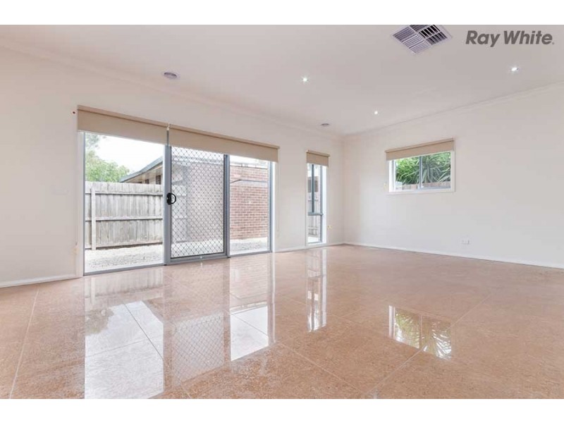 Unit 2/117 Mickelham Road, Tullamarine VIC 3043