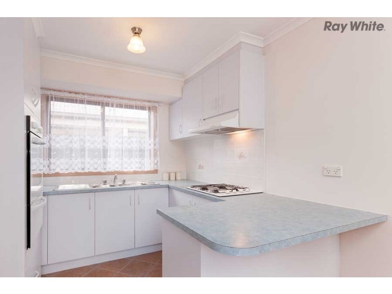 24 Longhurst Crescent, Hillside VIC 3037