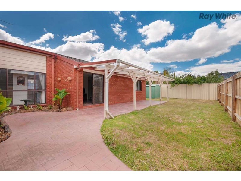 24 Longhurst Crescent, Hillside VIC 3037