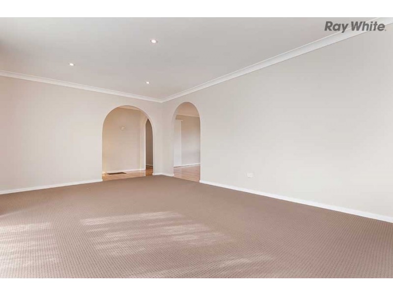 3 Chester Crescent, Deer Park VIC 3023