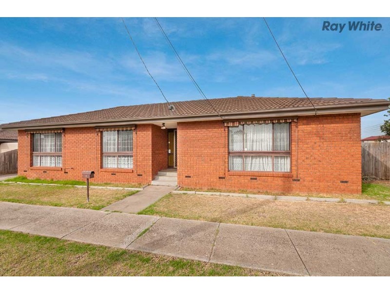 3 Chester Crescent, Deer Park VIC 3023