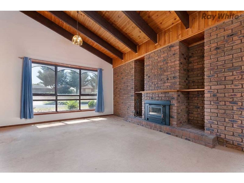 16 Willys Avenue, Keilor Downs VIC 3038