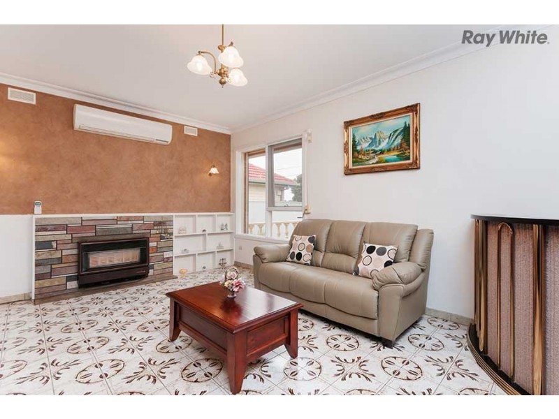 136 Northumberland Road, Sunshine North VIC 3020