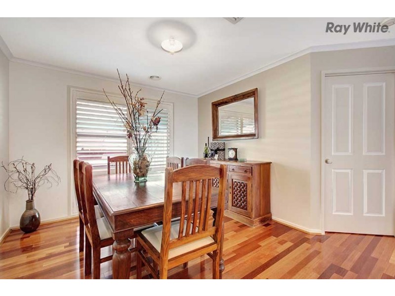 34 Hume Drive, Sydenham VIC 3037