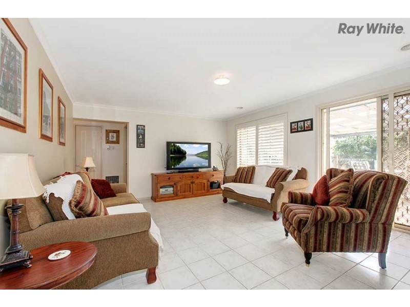 34 Hume Drive, Sydenham VIC 3037