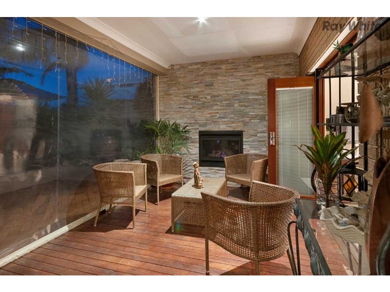 11 Oxford Drive, Hillside VIC 3037