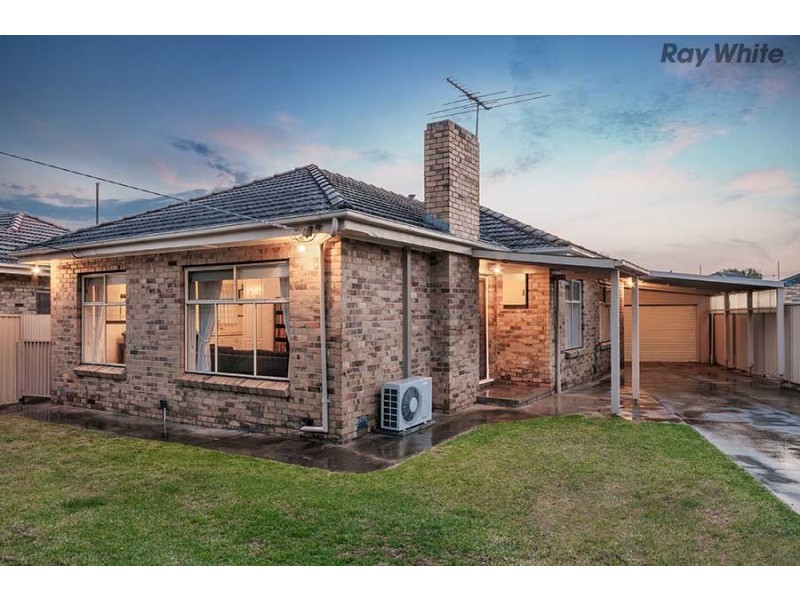 77 East Street, Hadfield VIC 3046