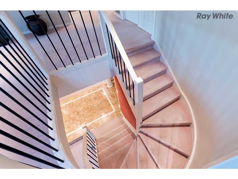 27 Botanic Drive, Hillside VIC 3037