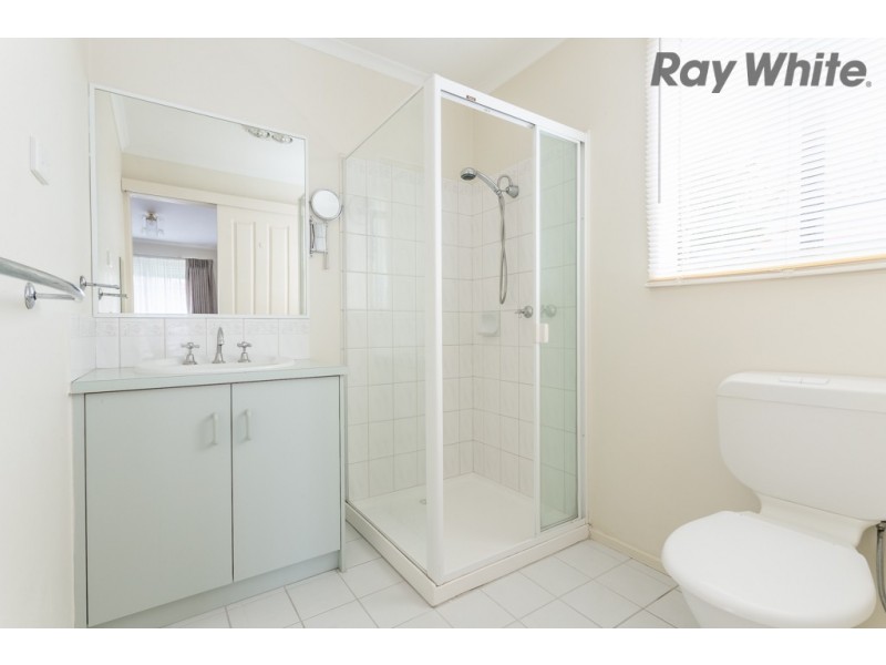 89 John Paul Drive, Hillside VIC 3037