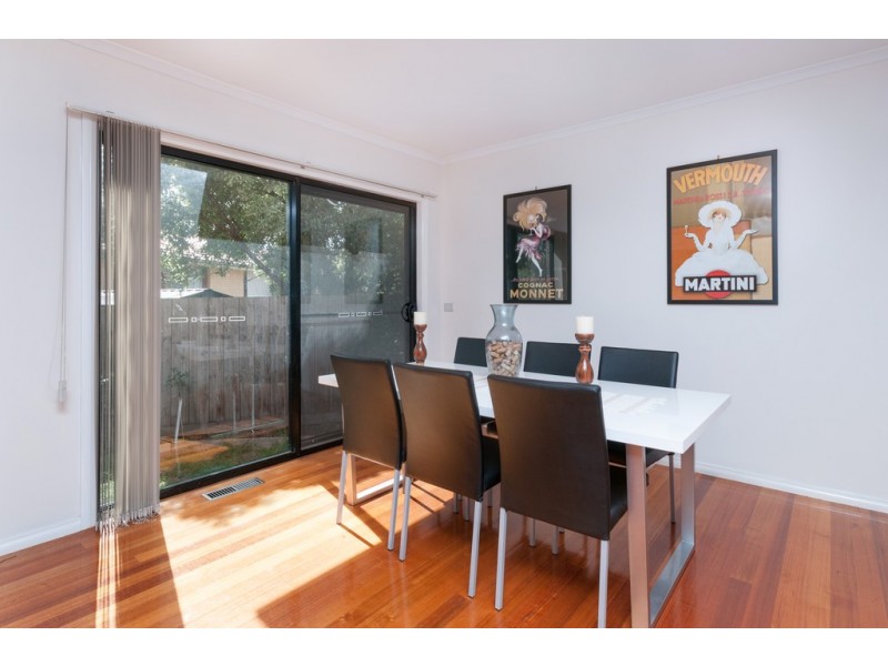 2/2 Boyle Crescent, Mill Park VIC 3082