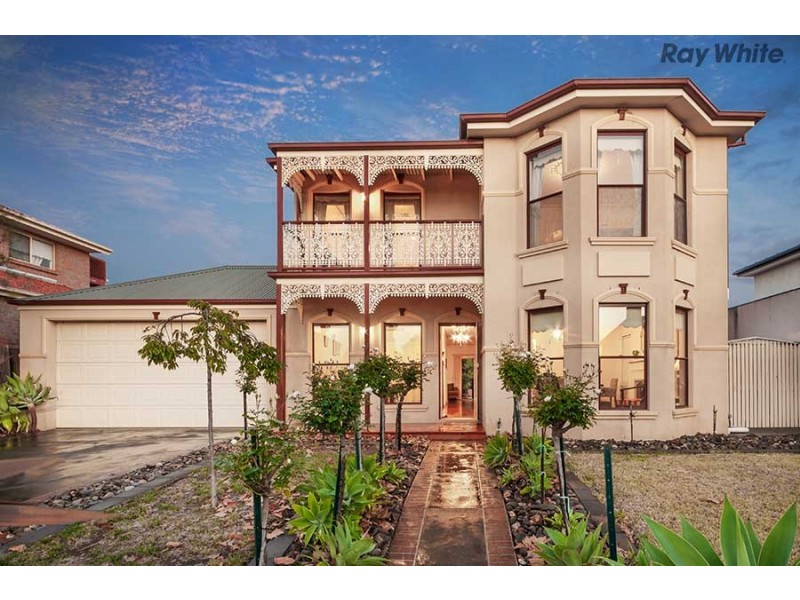 3 Forrest Place, Taylors Lakes VIC 3038