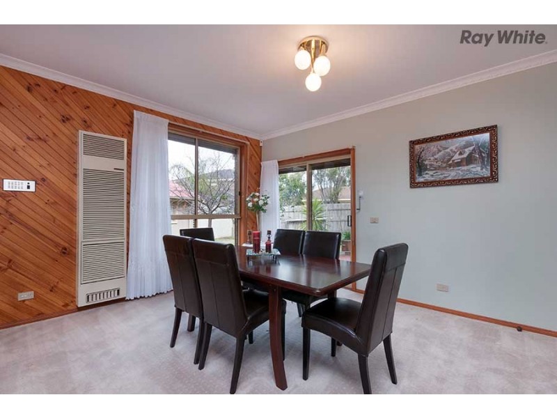 41 Tintaldra Drive, Keilor VIC 3036