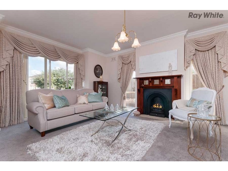 4 Wills Court, Taylors Lakes VIC 3038