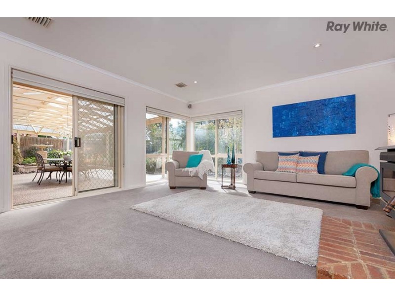 4 Wills Court, Taylors Lakes VIC 3038