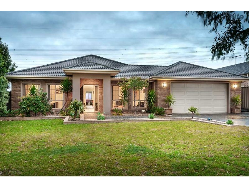 6 Grenadier Grove, Hillside VIC 3037