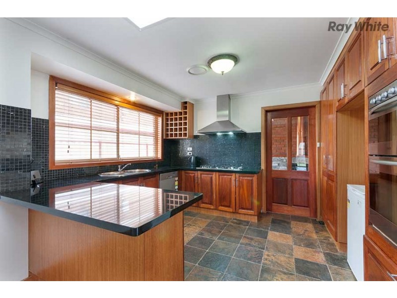 6 Lancia Drive, Keilor Downs VIC 3038