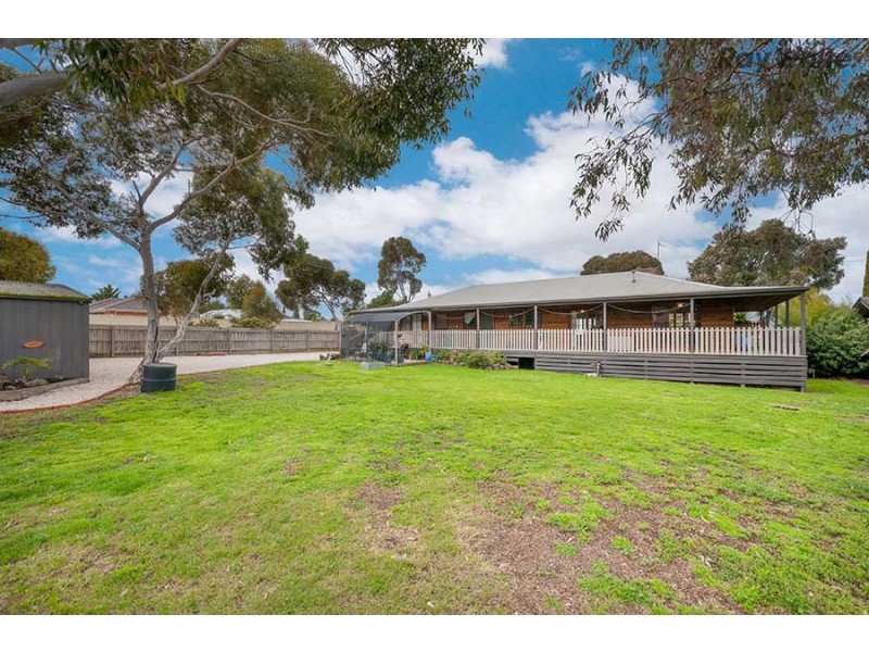 17 Argyll Street, Sydenham VIC 3037