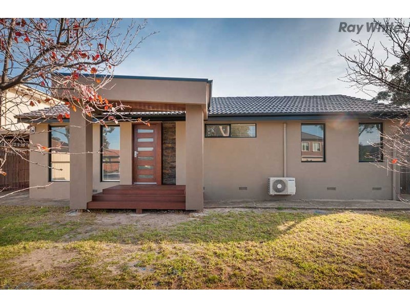 17 Odessa Avenue, Keilor Downs VIC 3038