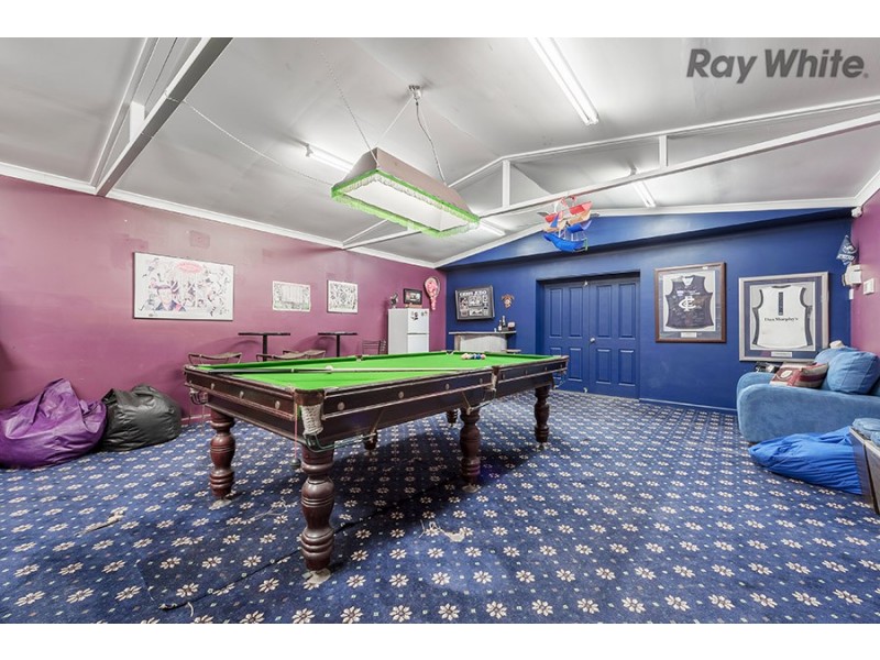 6 Queens Parade, Hillside VIC 3037