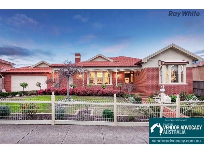 22 Glenbruar Drive, Hillside VIC 3037