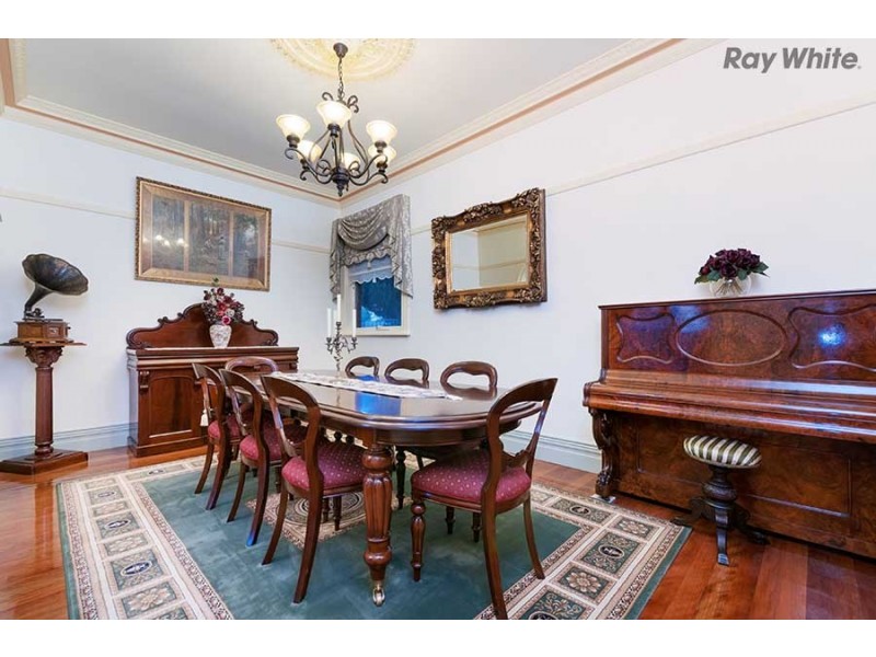 22 Glenbruar Drive, Hillside VIC 3037