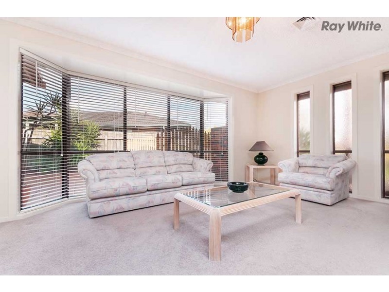13 Bernborough Court, Keilor Downs VIC 3038