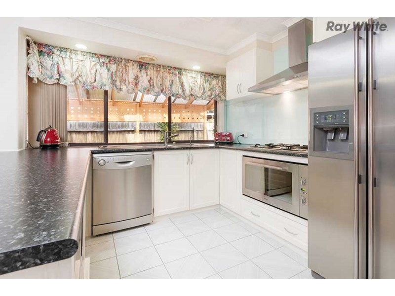 13 Bernborough Court, Keilor Downs VIC 3038