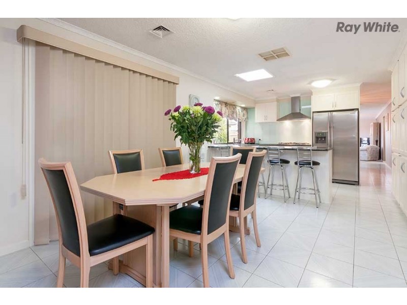 13 Bernborough Court, Keilor Downs VIC 3038