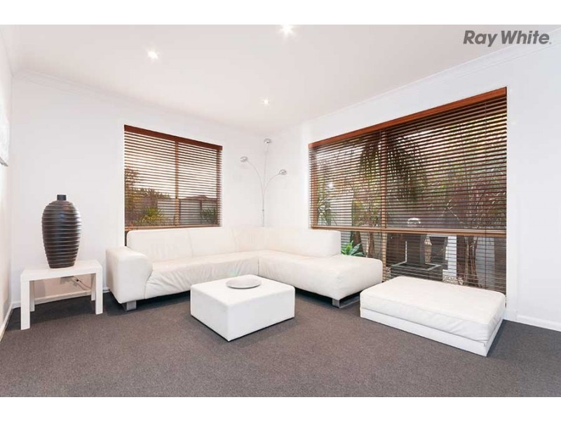 9B Joseph Drive, Hillside VIC 3037