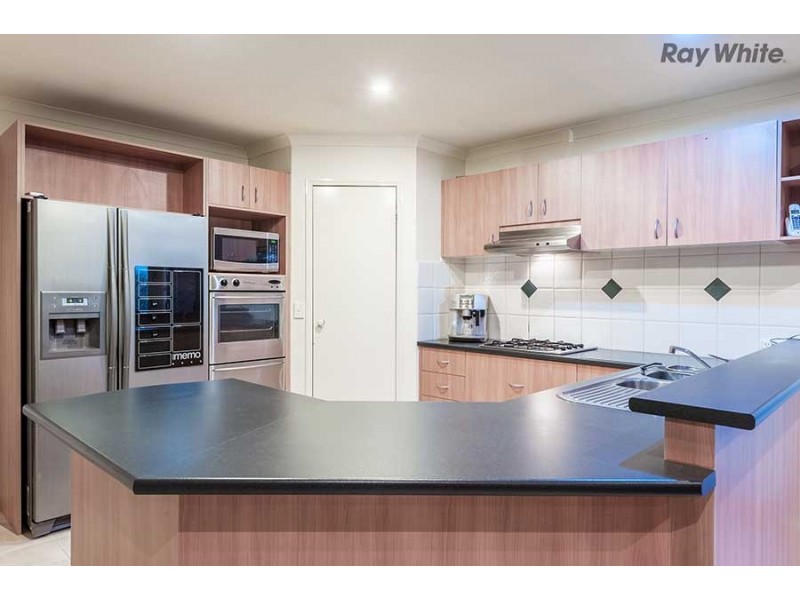 76 McCubbin Drive, Taylors Lakes VIC 3038