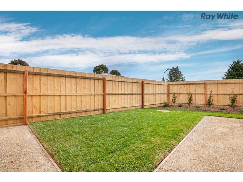 2F Apollo Road, Taylors Lakes VIC 3038