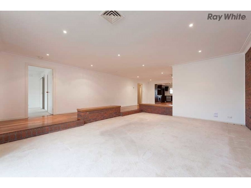 48 Pindari Avenue, Taylors Lakes VIC 3038