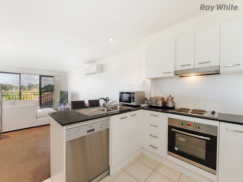 52/21-29 Trickey Ave, Sydenham VIC 3037