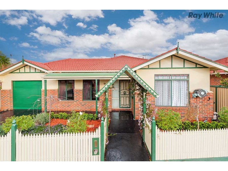 2/50 Saratoga Crescent, Keilor Downs VIC 3038