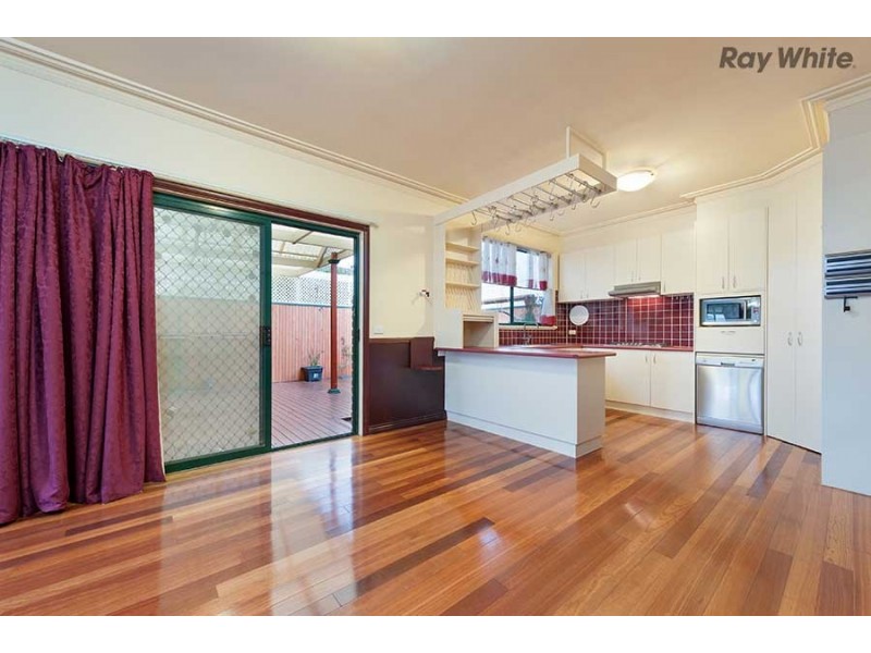 2/50 Saratoga Crescent, Keilor Downs VIC 3038