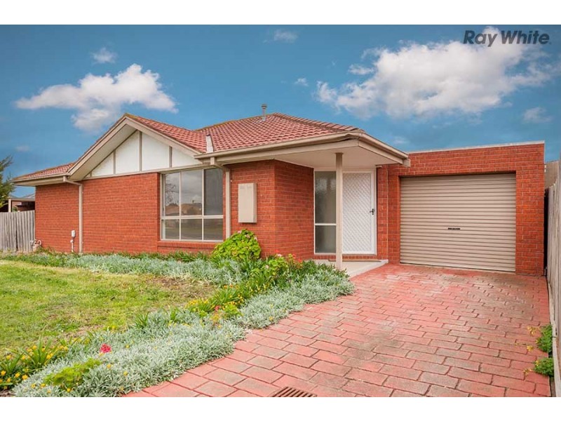 4 Saratoga Crescent, Keilor Downs VIC 3038