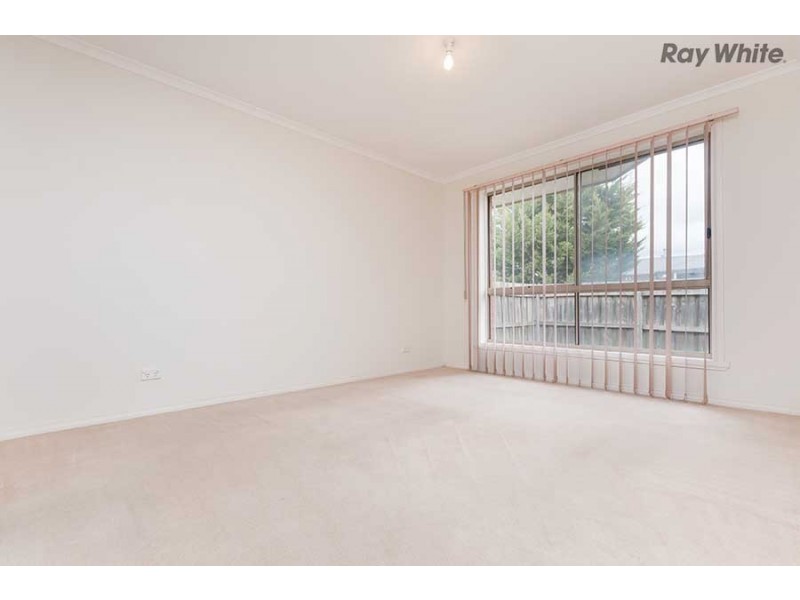 4 Saratoga Crescent, Keilor Downs VIC 3038