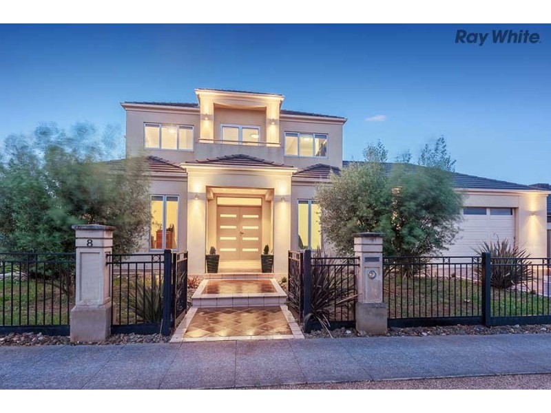 8 Woodbury Avenue, Caroline Springs VIC 3023