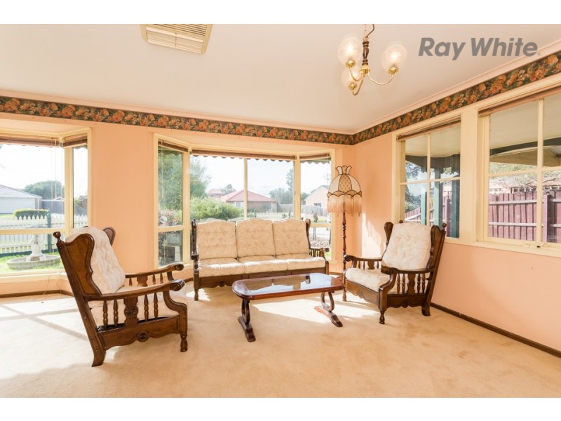 5 Clyno Court, Keilor Downs VIC 3038