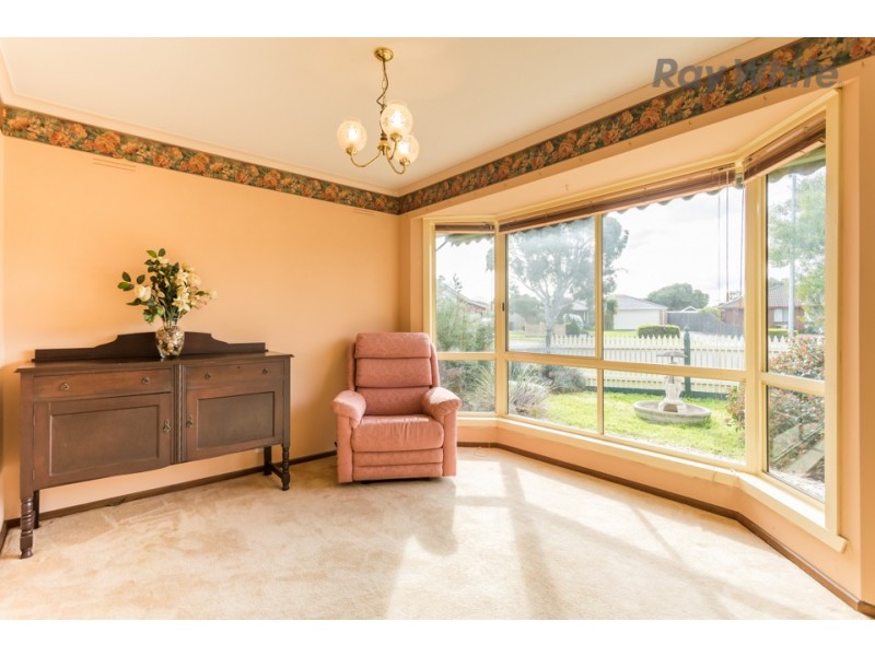5 Clyno Court, Keilor Downs VIC 3038