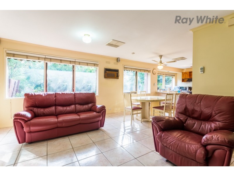 5 Clyno Court, Keilor Downs VIC 3038