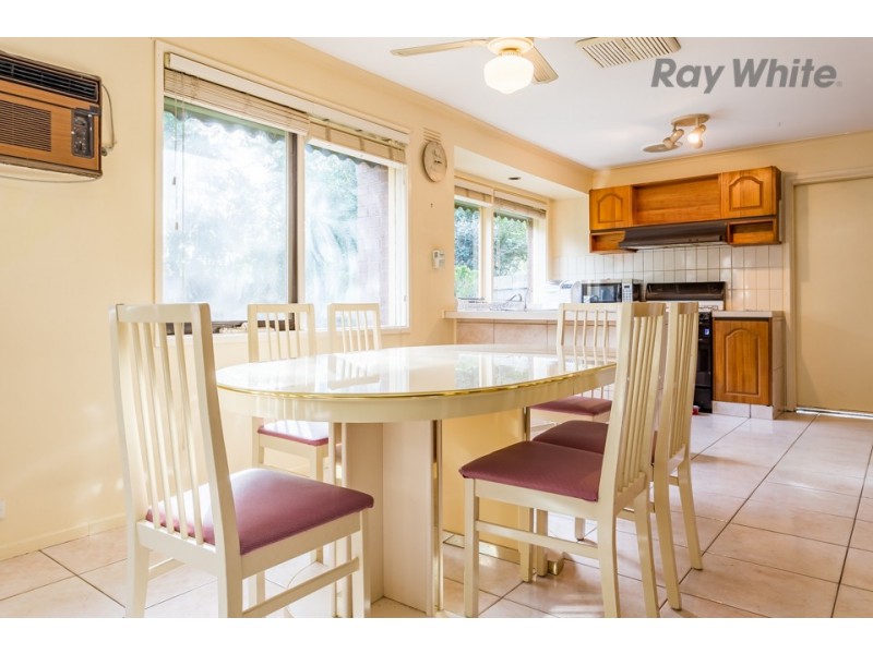 5 Clyno Court, Keilor Downs VIC 3038