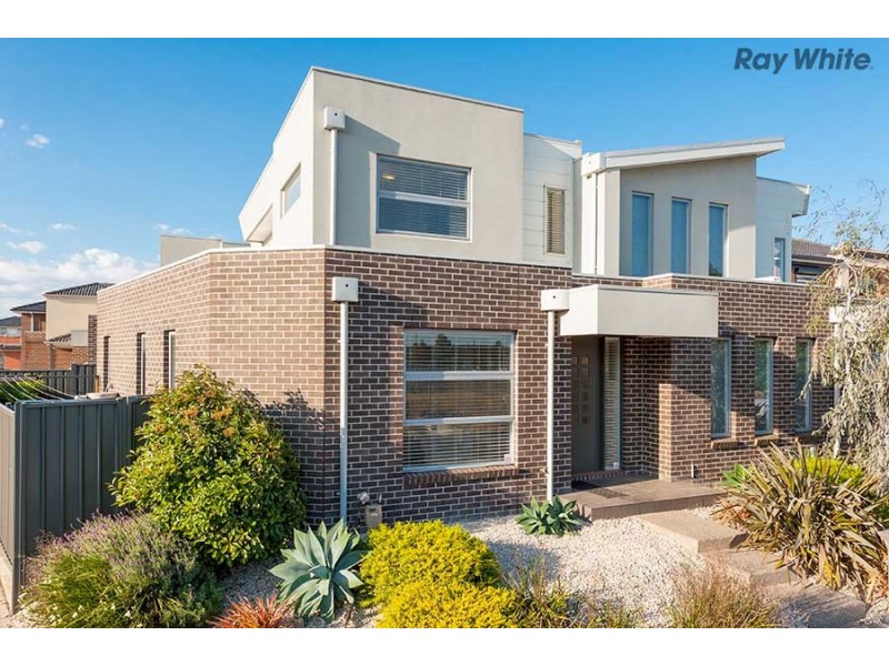 16 David Drive, Sunshine West VIC 3020