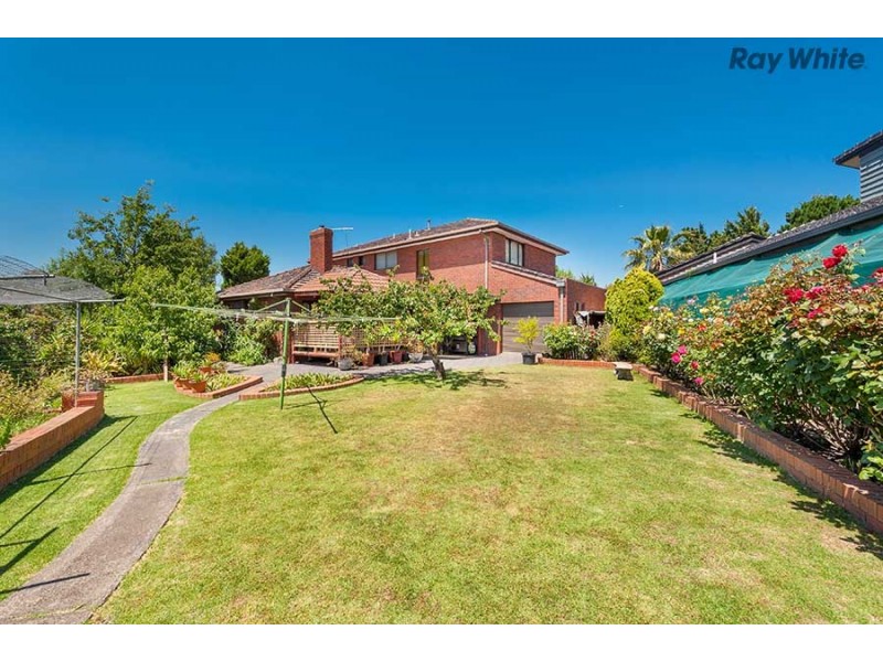 12 Draper Court, Keilor Downs VIC 3038