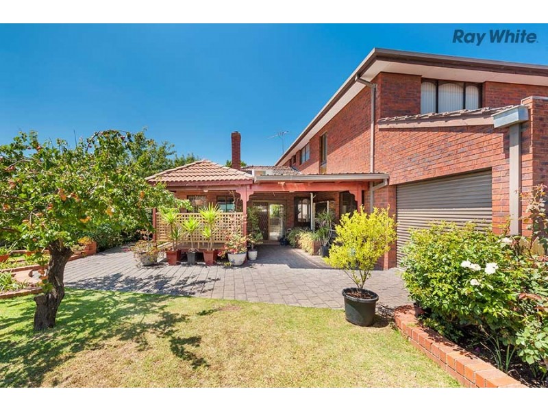12 Draper Court, Keilor Downs VIC 3038