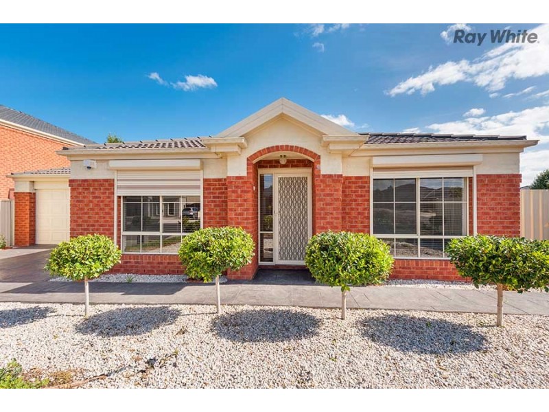 10 Rockland Court, Taylors Hill VIC 3037