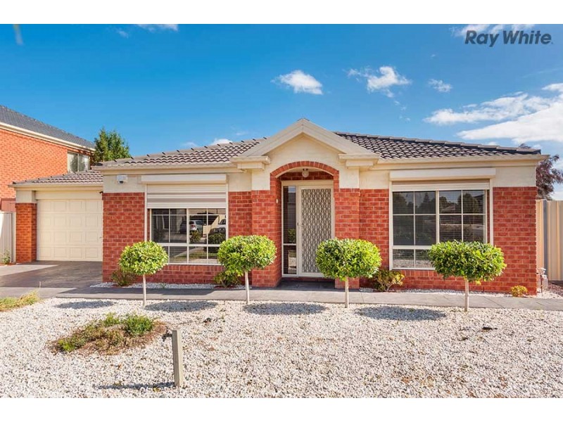 10 Rockland Court, Taylors Hill VIC 3037