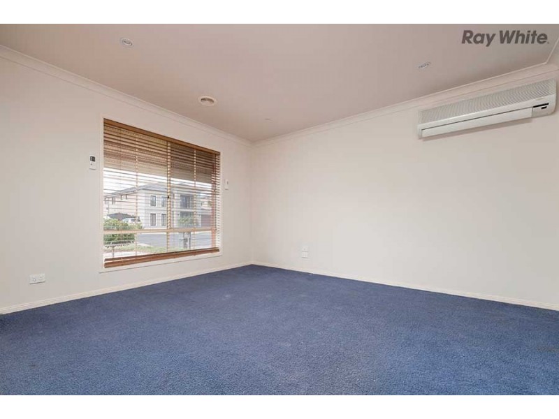 10 Rockland Court, Taylors Hill VIC 3037